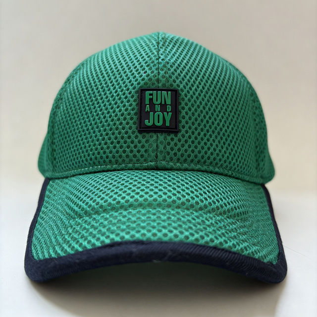 Fashionable Mesh-Panelled Baseball Cap Breathable Stylish Customizable Unisex All-Season Outdoor